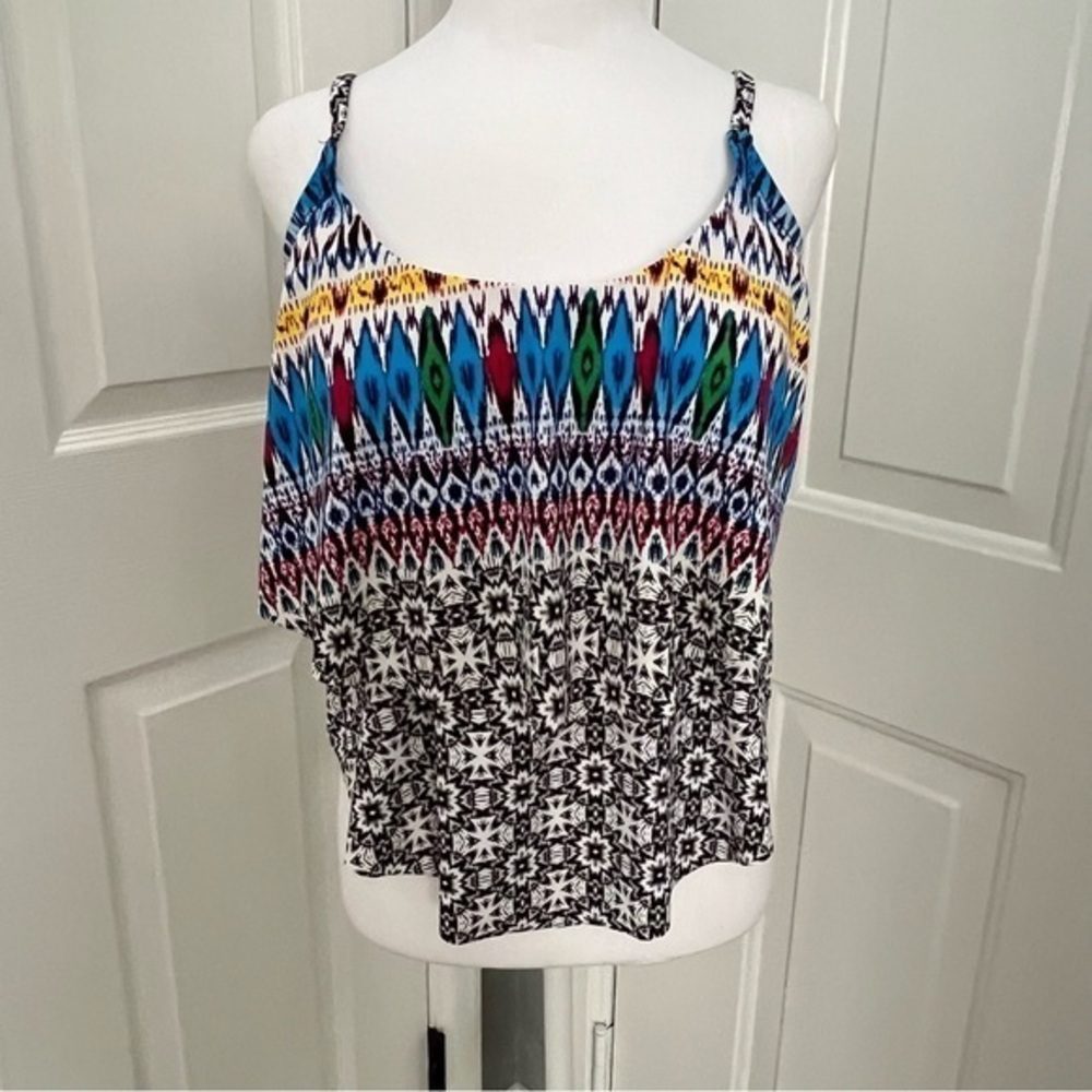 Ocean Avenue Vibrant Floral Tankini Bathing Suit Swim Top Large‎ Layered Padded